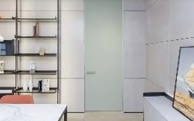 Cómo instalar una puerta de puerta sin marco