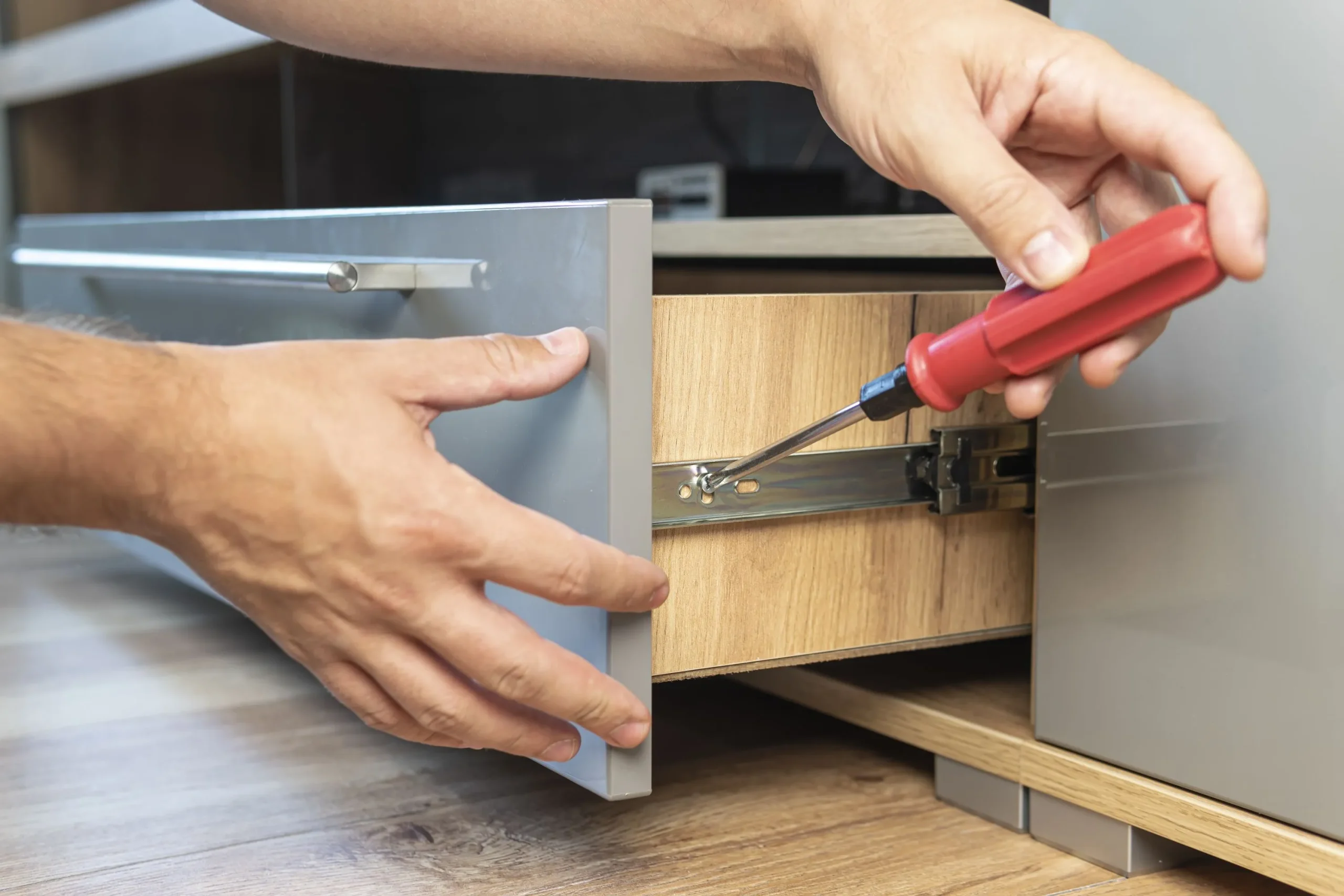 Addressing Hardware Problems of kitchen cabinet