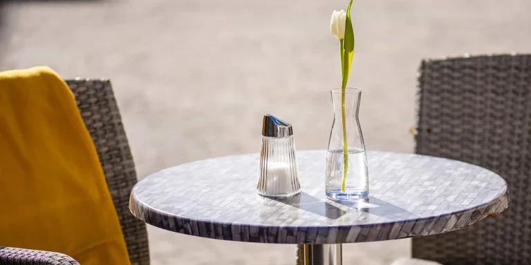 Ceramic outdoor side tables