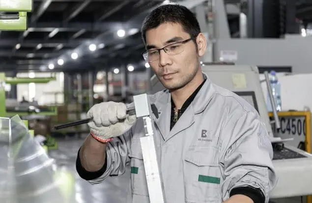 ceramic table worker quality inspector