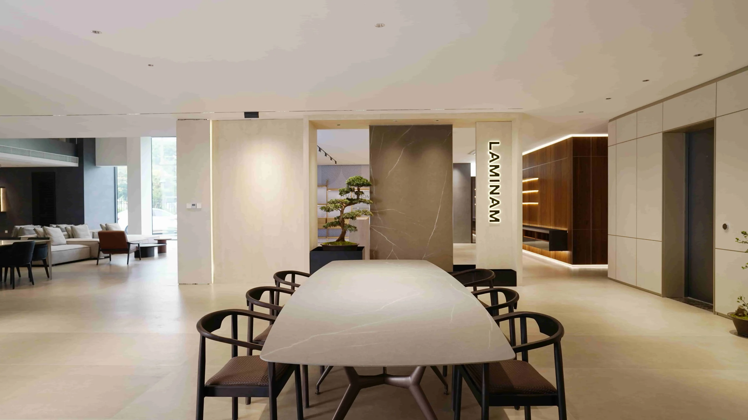 Partner with Laminam Innovative ceramic surfaces for modern designs Elevate your projects with quality and style