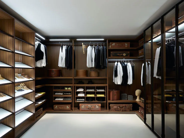 Esperiri walk in closet Esperiri walk in closet