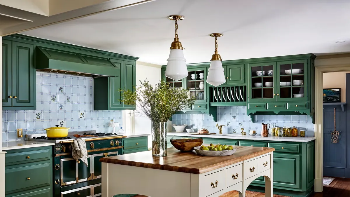 Green Kitchen with Dark Cabinets Ideas [November 2024]