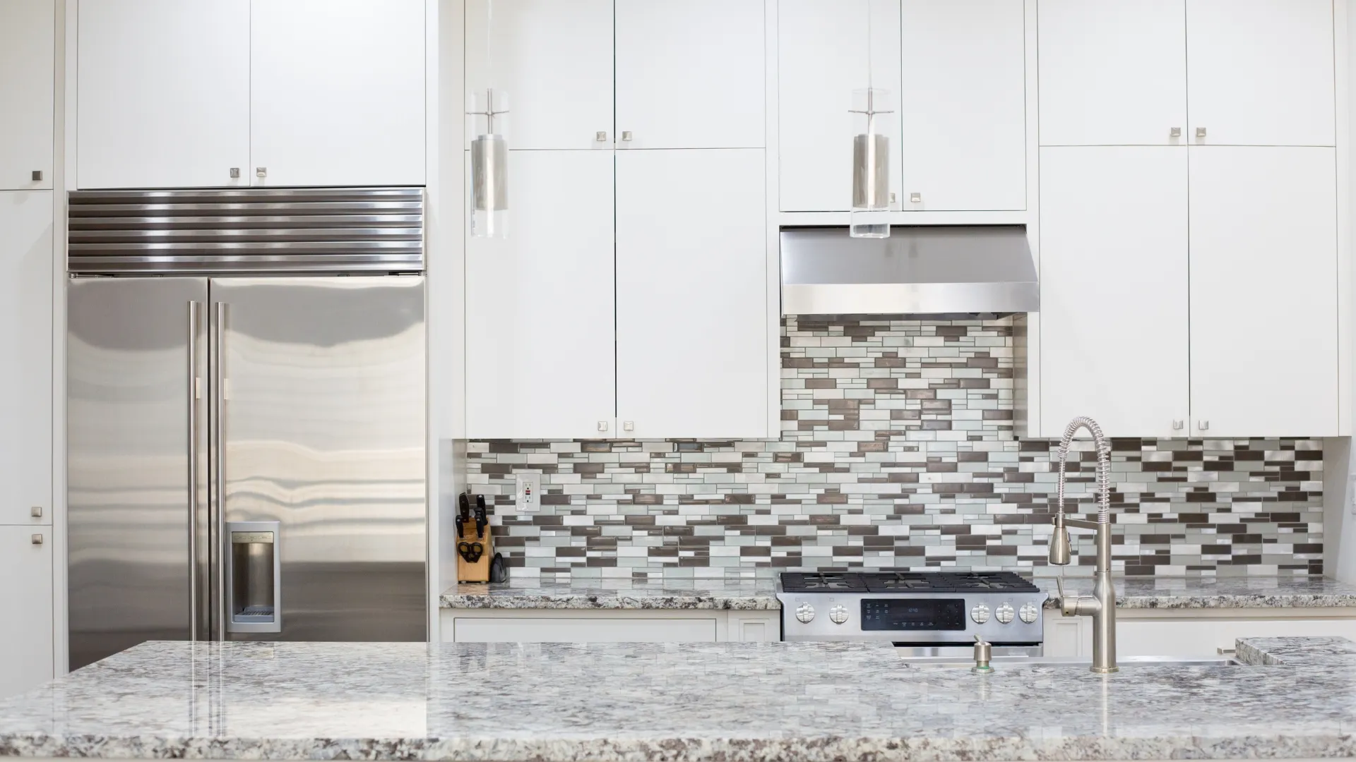 Modern kitchen backsplash Mosaic Tiles with Metallic Accents