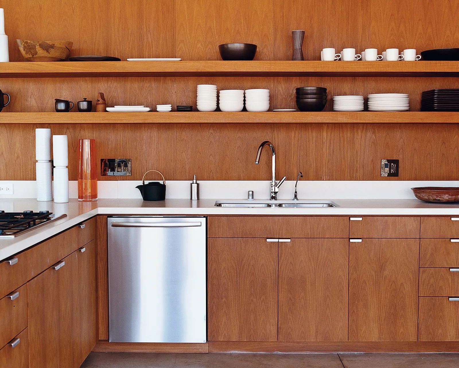 brown kitchen cabinets with built in dishwashers brown kitchen cabinets with built in dishwashers