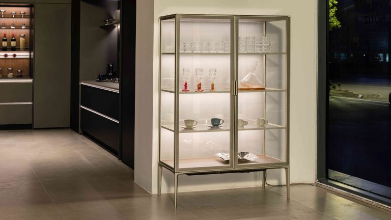 Glass display cabinet