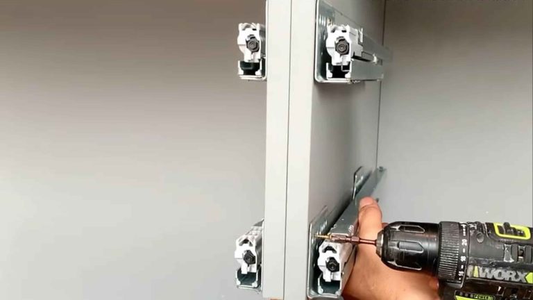 kitchen cabinet installation