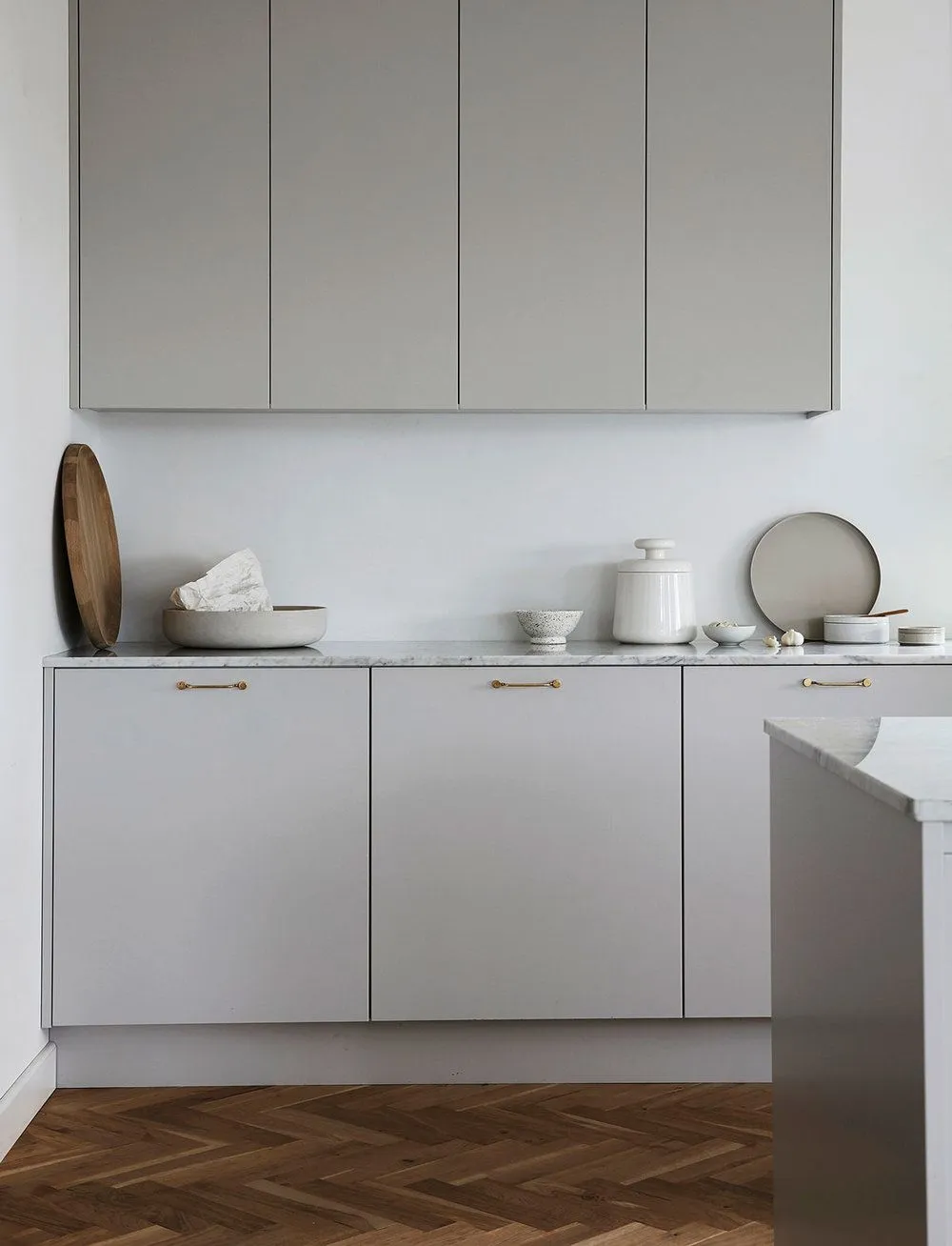 modern kitchen Seamless Cabinetry