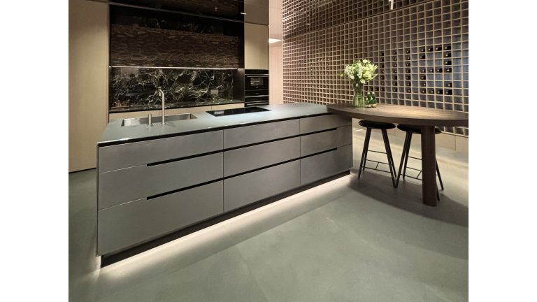 Modern stainless steel kitchen cabinets for global designer