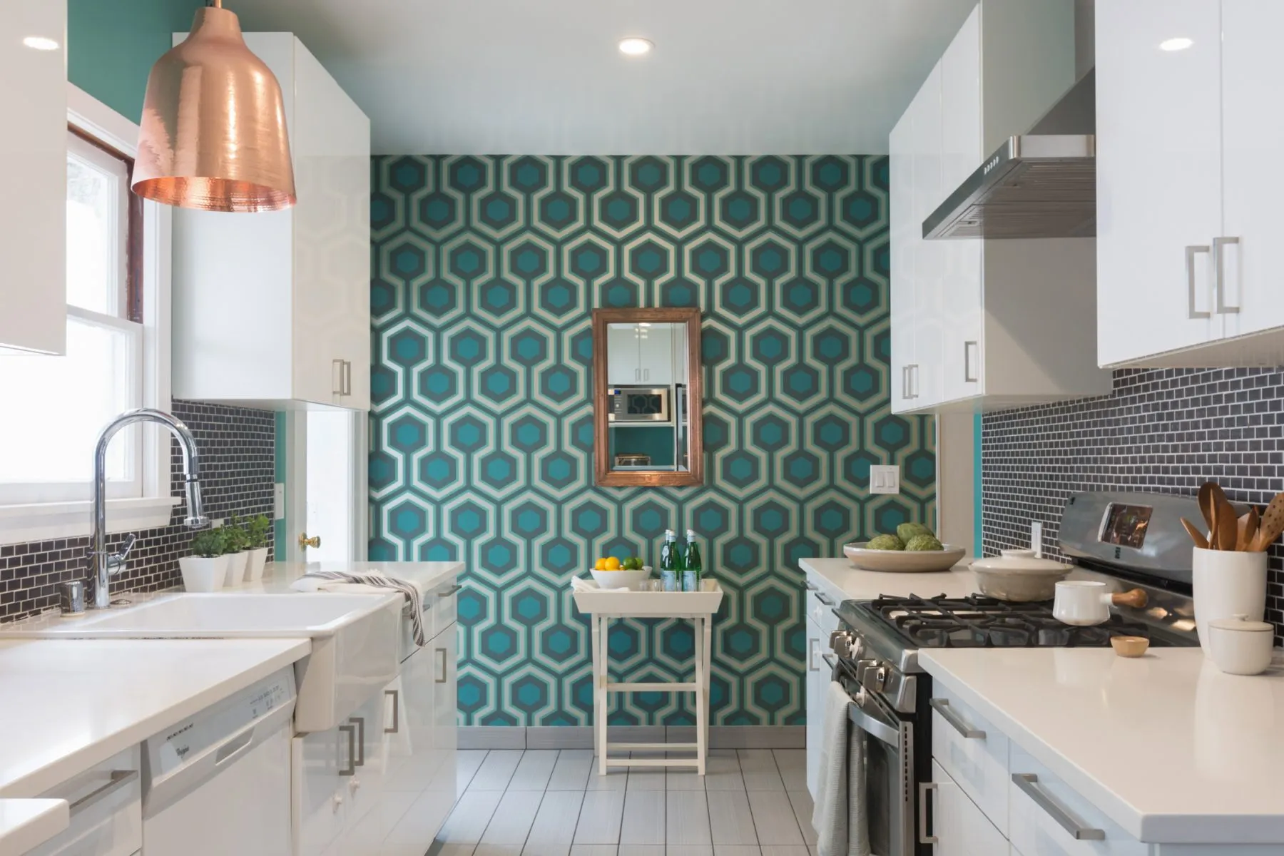 Inspiring modern Galley Kitchen Ideas Accent Wall for Visual Interest