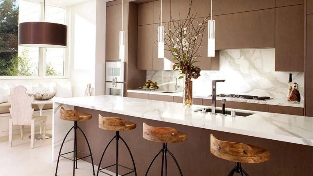 Minimalist kitchen idea Earthy Tones