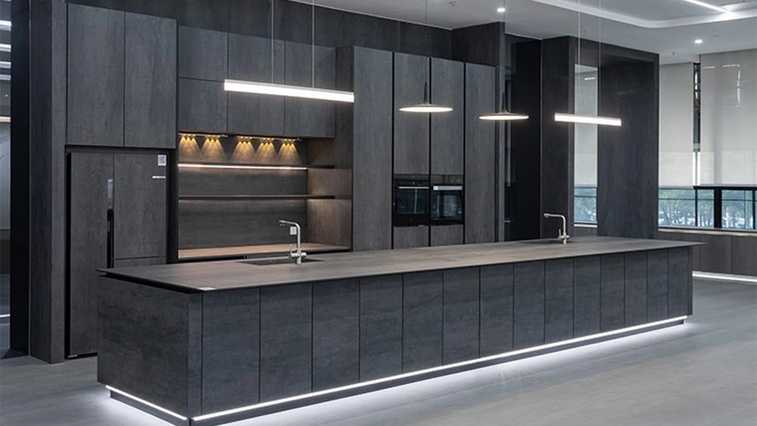black kitchen cabinet design