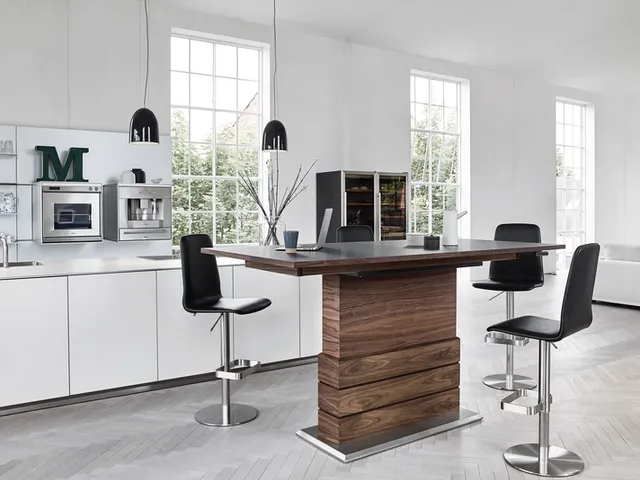 DIY dining table idea Adjustable Dining Table