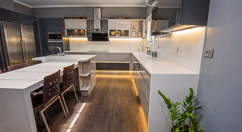 Modern kitchen cabinet lighting ideas Cabinet Base Wash Lighting