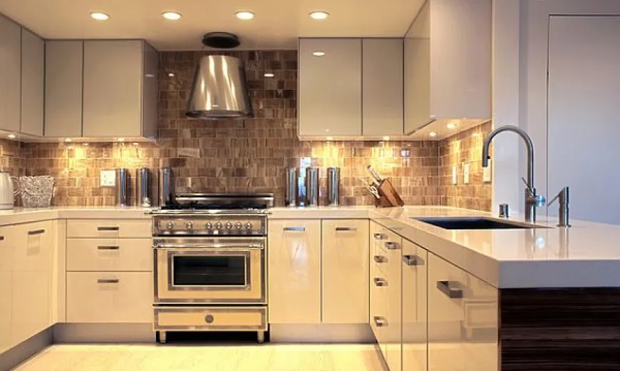 Modern kitchen cabinet lighting ideas Top Down Cabinet Lighting