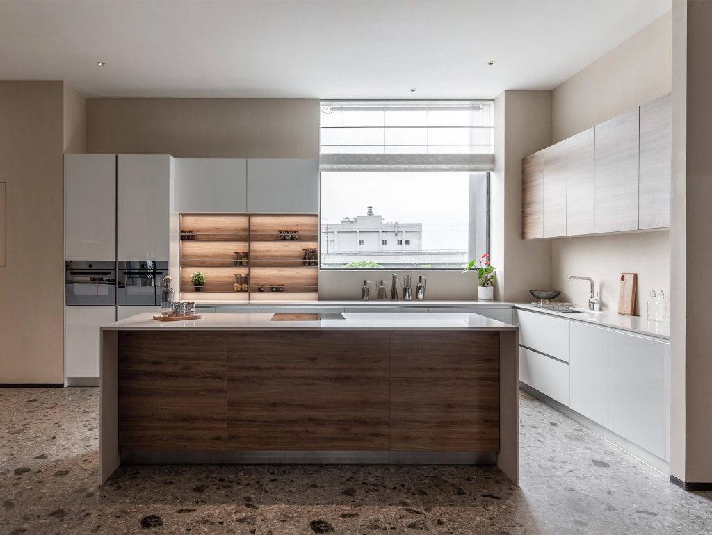 high end Ethereal Cream Kitchen Cabinet