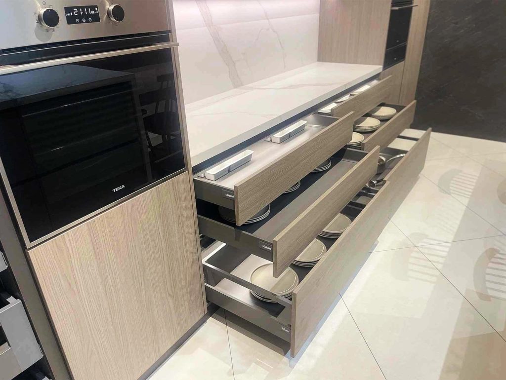 new Iridescent MDF Kitchen Cabinet
