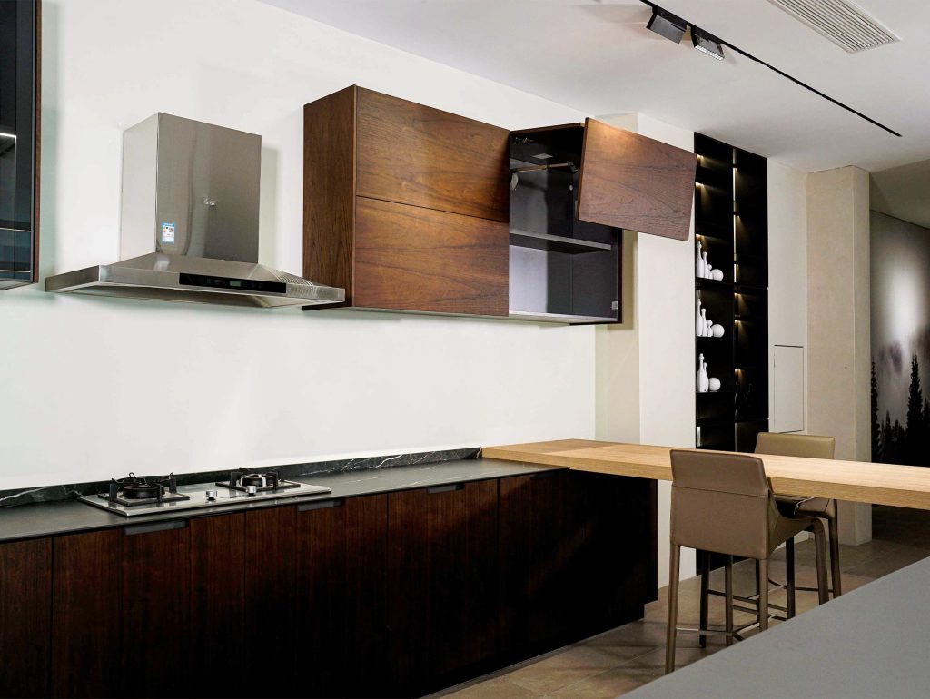 new Regal Wood Kitchen Cabinet
