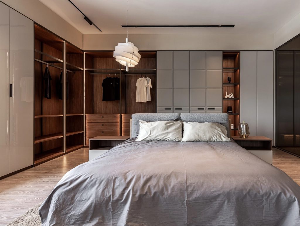 Antibes custom wardrobe