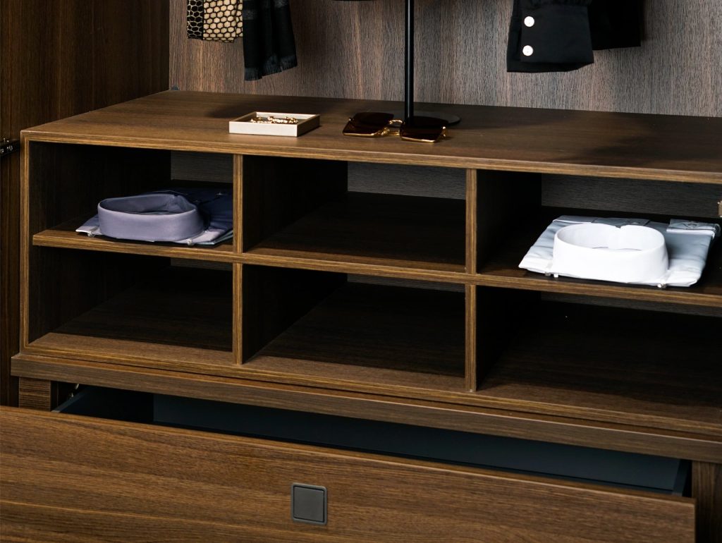 Antibes wood wardrobe